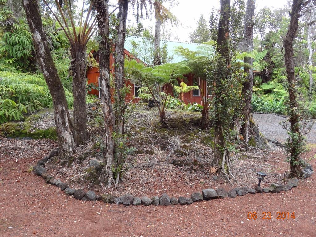 Alii Kane Cottages With Loft Volcano Exterior photo