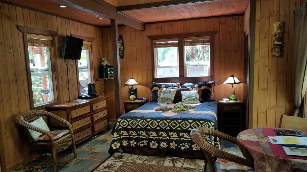 Alii Kane Cottages With Loft Volcano Exterior photo